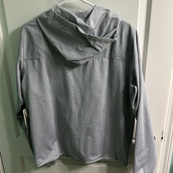 NWT Vuori Sunday Element Jacket - Platinum Heather - men’s medium - Picture 6 of 6